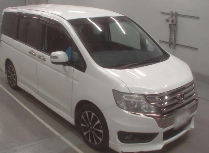 2014 HONDA STEP WAGON